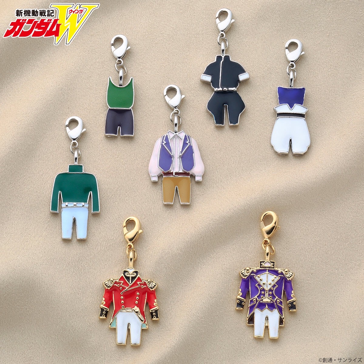 PRE-ORDER : Mobile Suit Gundam Costume Charm