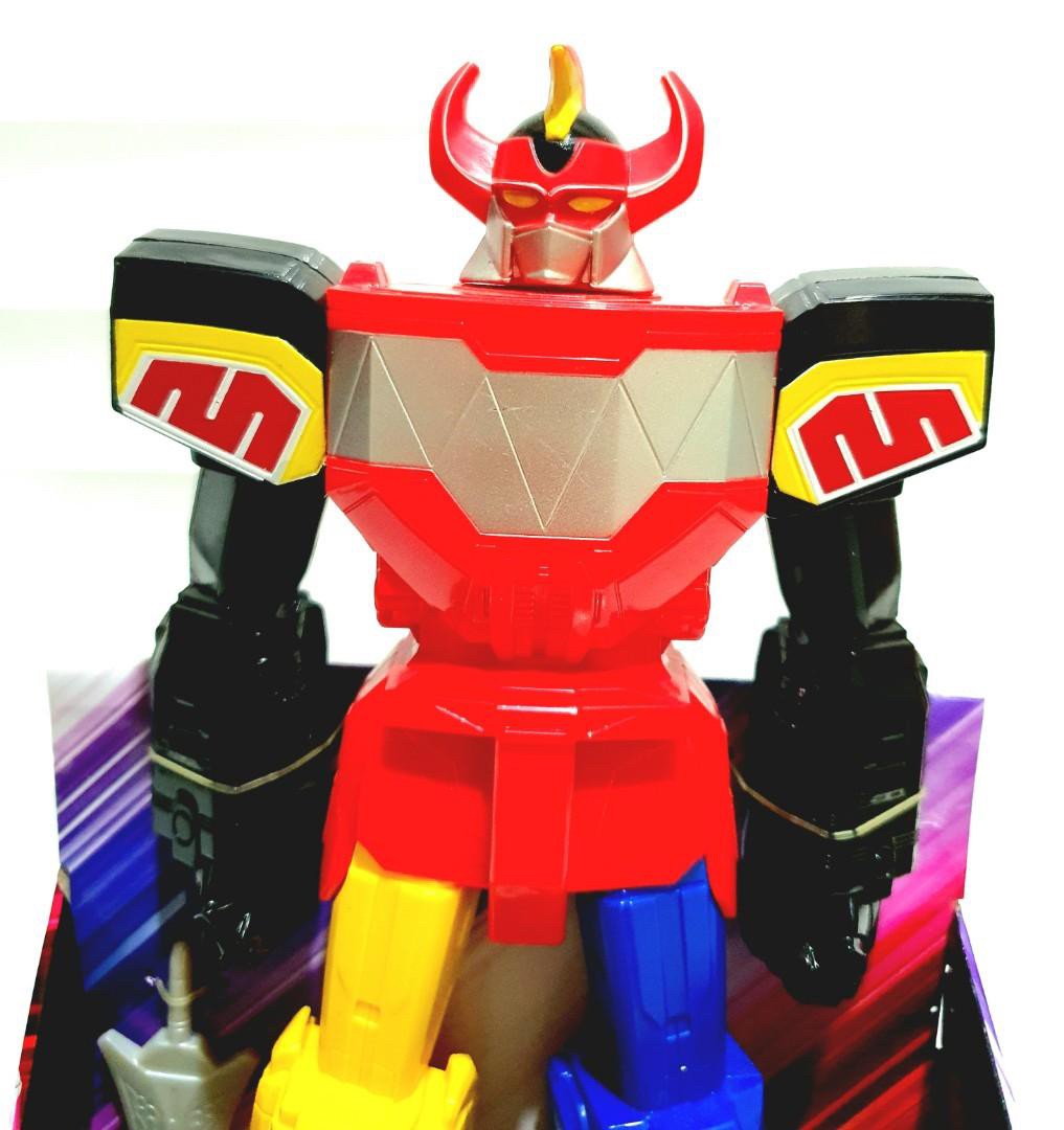 Power Rangers Mighty Morphin Megazord 10" by Hasbro