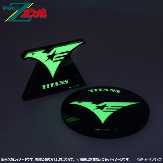 PRE-ORDER : Mobile Suit Z Gundam Glowing Acrylic Stand