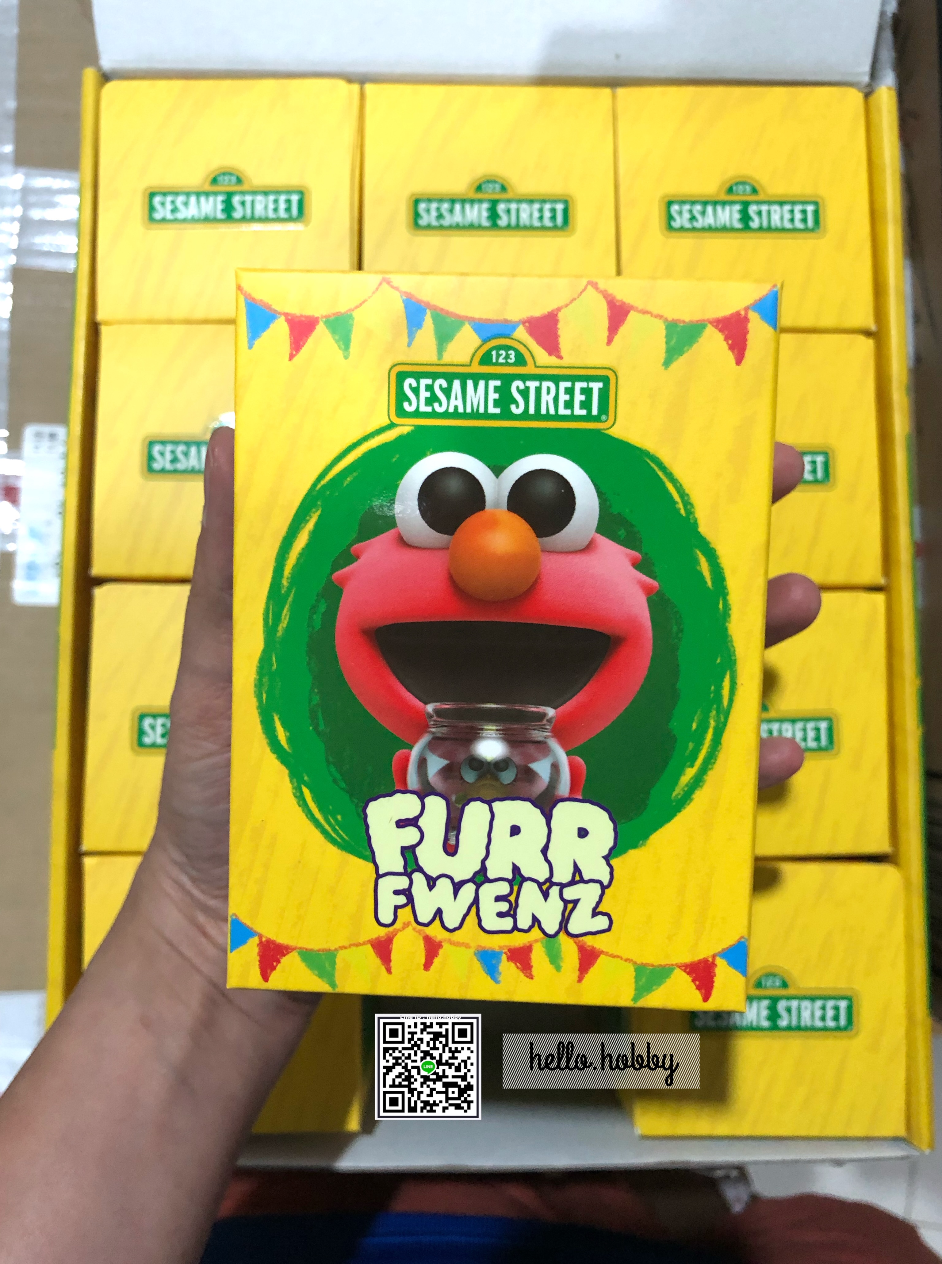 Fur Fwenz : Sesame Street Series Blind Box by Mighty Jaxx (Set of 6+3 secrets)