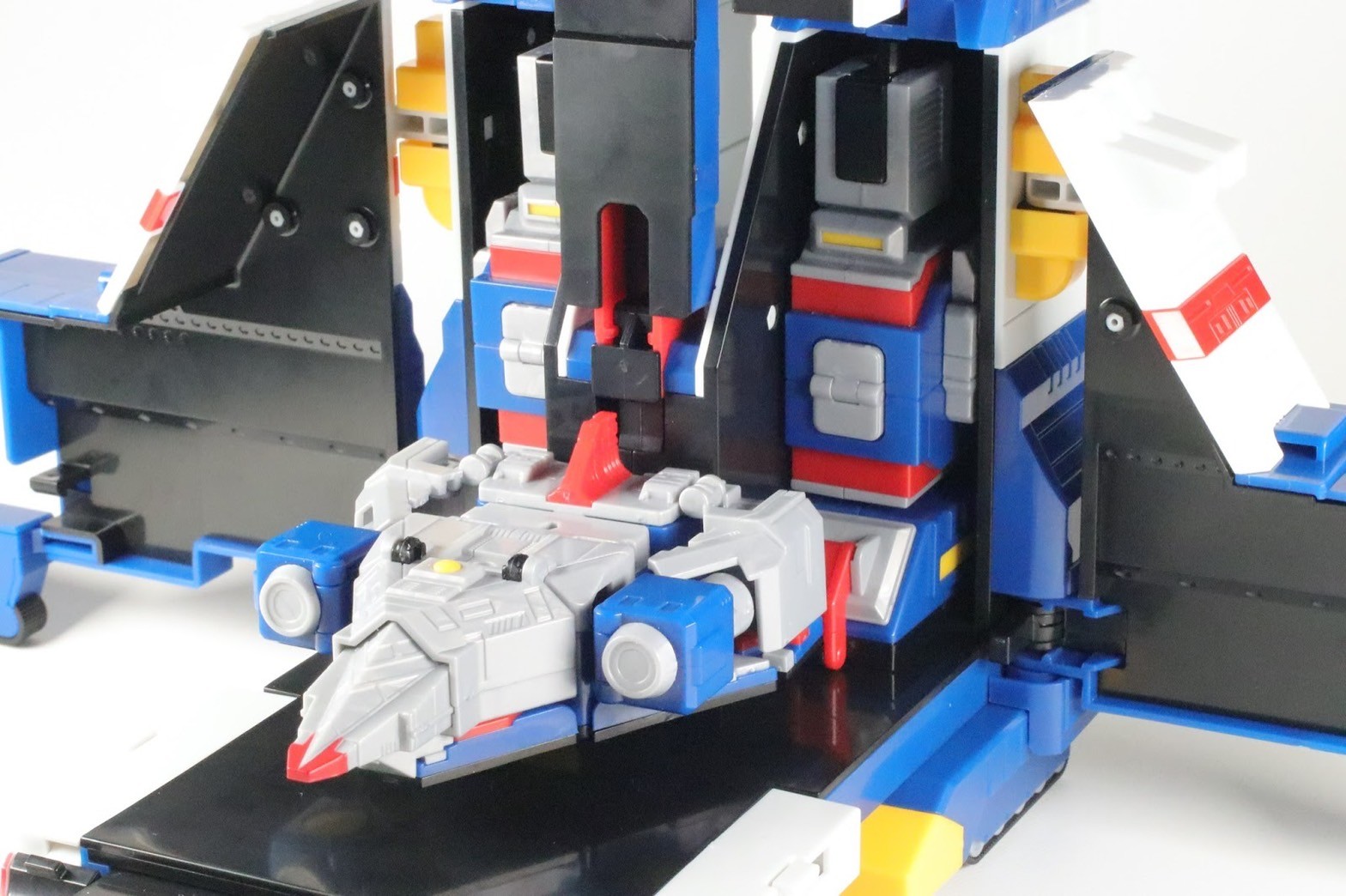 Super Mini Pla Big Scale Jaguar Vulcan by Premium Bandai (Limited มีกล่องน้ำตาล)