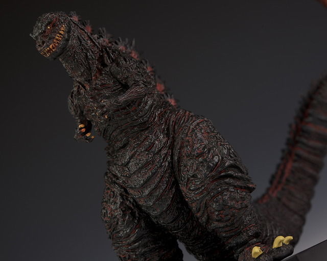 Shin Godzilla Resurgence Premium Figure by SEGA (red fin)