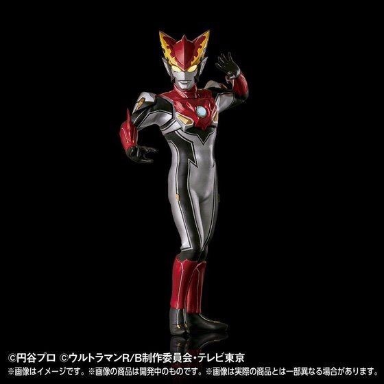 PRE-ORDER : Ultimate Luminous Ultraman R/B