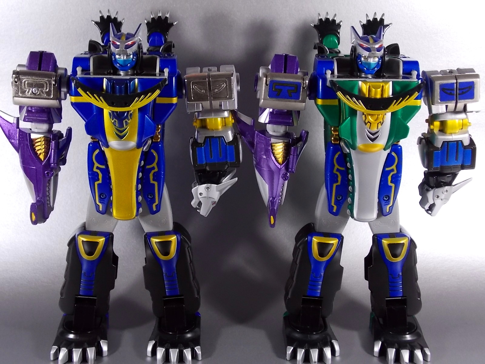 Hyakujuu Sentai Gaoranger - DX Gao Hunter Blue Moon Ver by Bandai