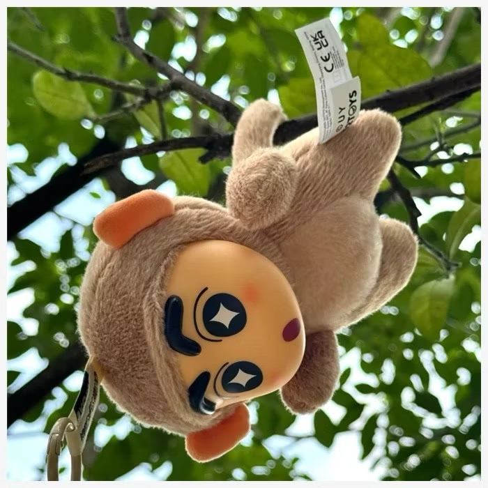 ตุ๊กตาพวงกุญแจ Crayon Shinchan Big Tail Series Plush Pendant Keychain by 52Toys