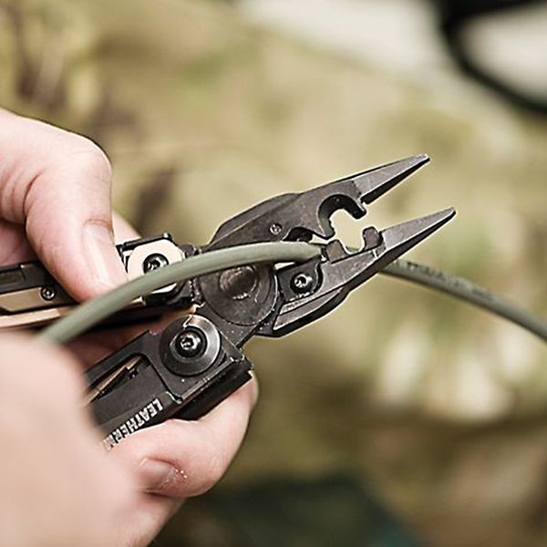 เครื่องมือ Leatherman MUT EOD
