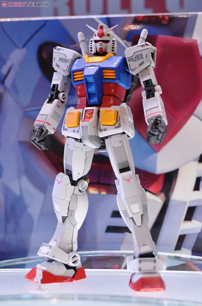 RG 1/144 RX-78-2 Gundam by Bandai