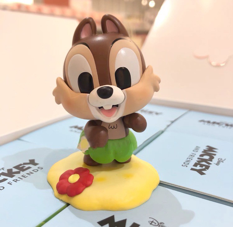 Disney - Mickey And Friend Beach By Herocross (Set of 9)