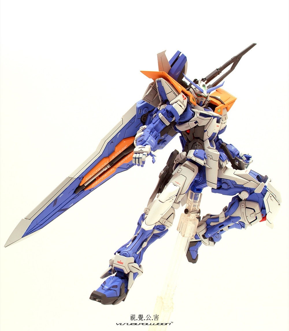 MG 1/100 Gumdam Astray Blue Frame Second Revise by Bandai