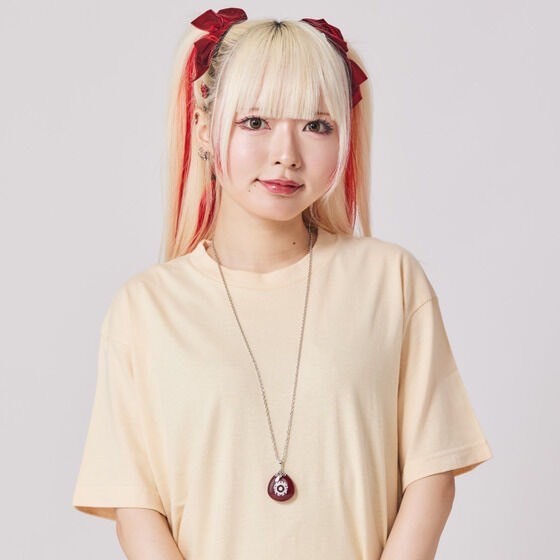 PRE-ORDER : Bakuage Sentai Boonboomger Nicola Necklace