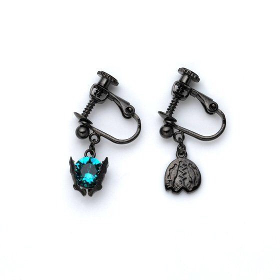 PRE-ORDER : Kamen Rider Build SILVER925 Earrings (Kamen Rider Rogue ver.)