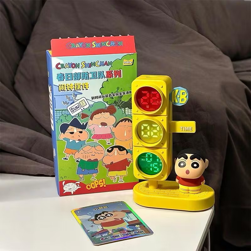 ร้าน🇹🇭 พร้อมส่ง✨ นาฬิกาปลุกตั้งโต๊ะ ได้ 1 ตัว - Crayon Shinchan - Traffic Light Alarm Clock Series by Maihe