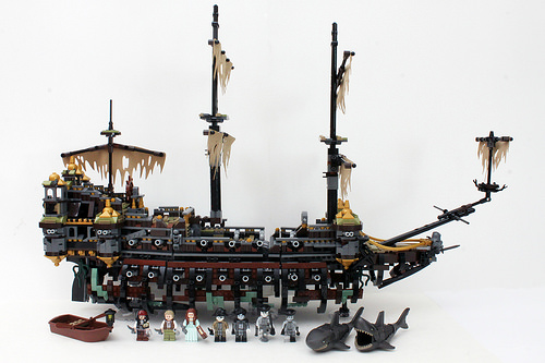 Bela 10680 Pirates of Carribbeans The Silent Mary 2324pcs