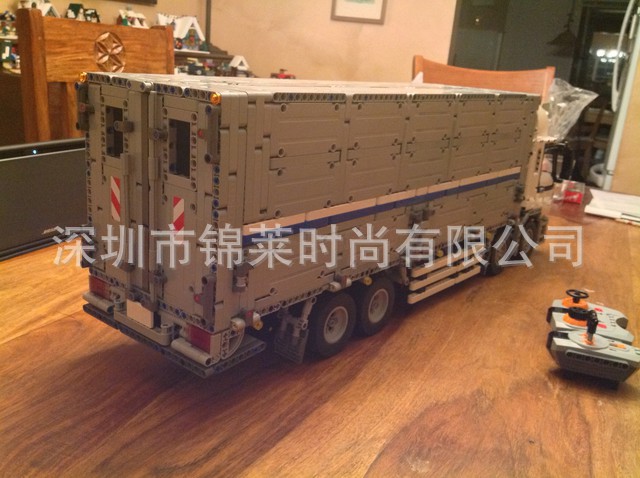 Lepin 23008 Wing Body Truck 4380pcs