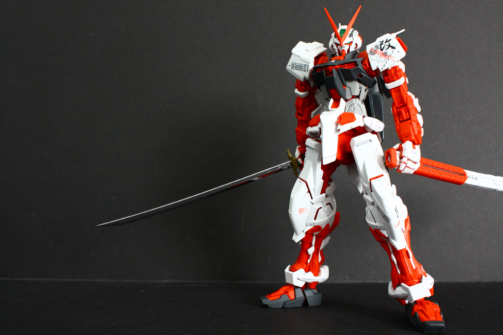 MG 1/100 Gundam Astray Red Frame Kai Ver. by Bandai