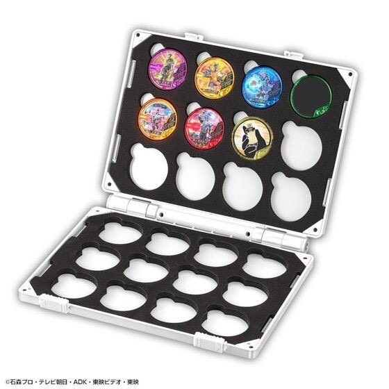 PRE-ORDER : KAMEN RIDER BUTTOBASOUL OFFICIAL MEDAL HOLDER -BUILD-