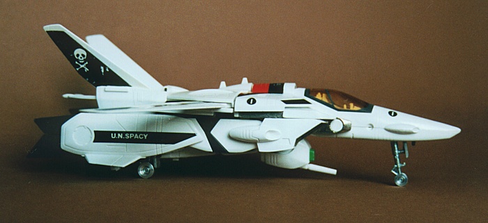 Macross Variable Fighter VF-1A Valkyrie Hikaru Ichijo 1/55 scale diecast by Bandai