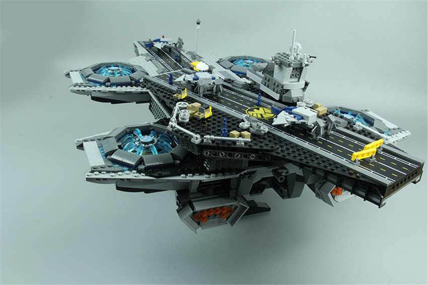 Lepin 07043 The SHIELD Helicarrier 3057pcs