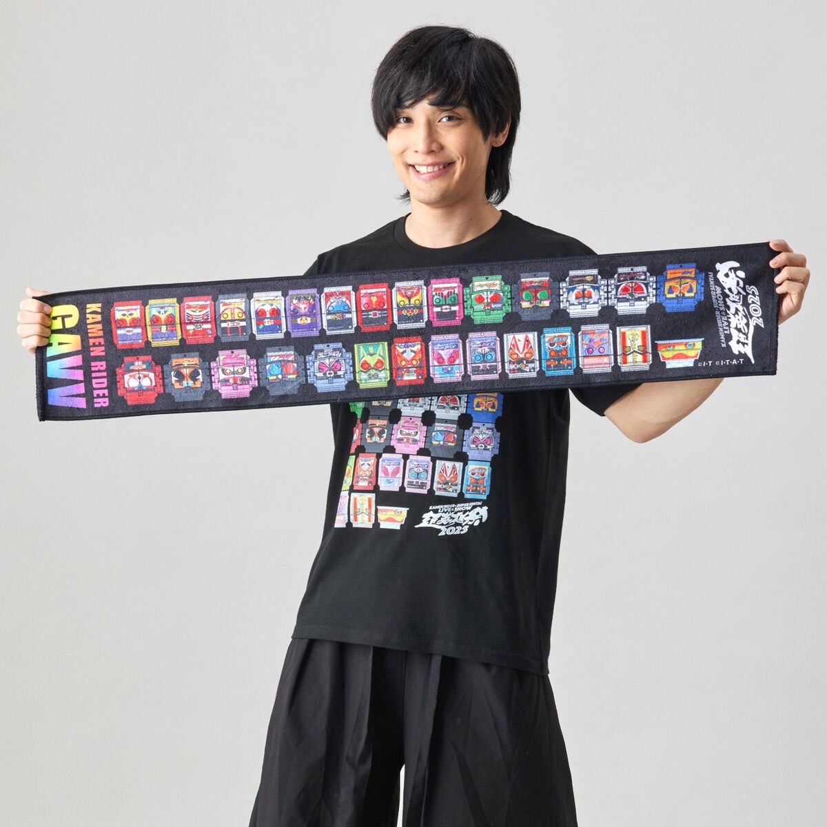 PRE-ORDER : KAMEN RIDER GAVV & KAMEN RIDER Series Gochizo Muffler Towel Super Hero Festival 2025