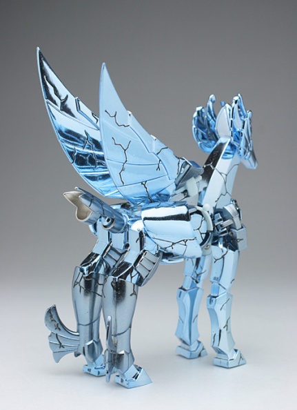 Saint Seiya Saint Cloth Myth Pegasus Seiya (Revived Bronze Cloth/Broken Ver.) And Saori Kido Original Color Edition by Tamashii Features Vol.2