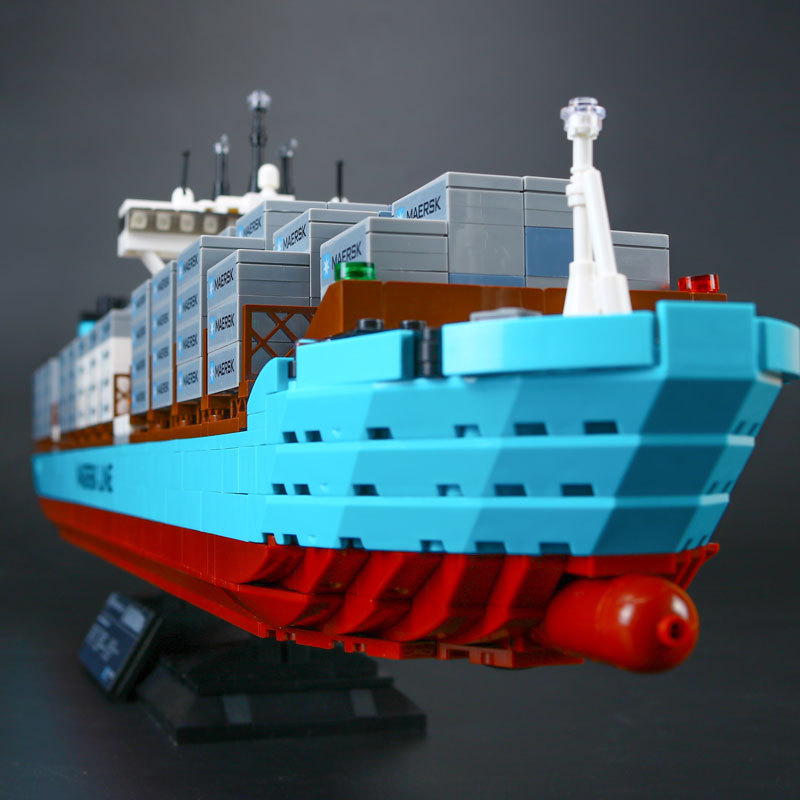 Lepin 22002 Maersk Line Triple-E 1518pcs