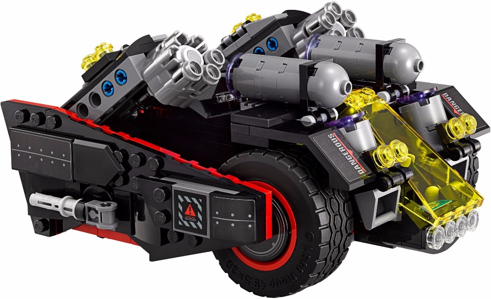 Lepin 07077 The Ultimate Batmobile 1496pcs