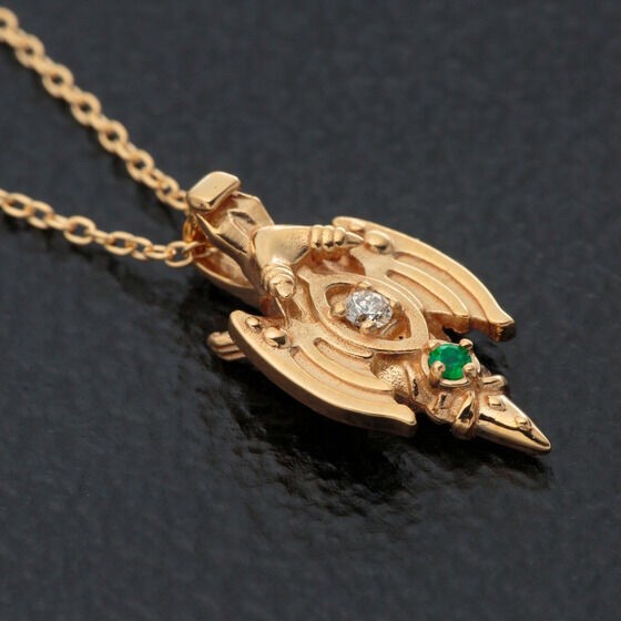 PRE-ORDER : Kamen Rider Kiva x BEYOND COOL K18 Necklace-