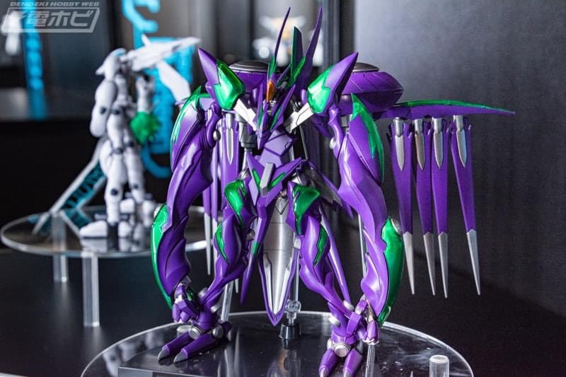 Pre-order : MODEROID Fafner Mark Nicht (Fafner in the Azure THE BEYOND) Plastic Model Kit by Good Smile Company (Rerelease)