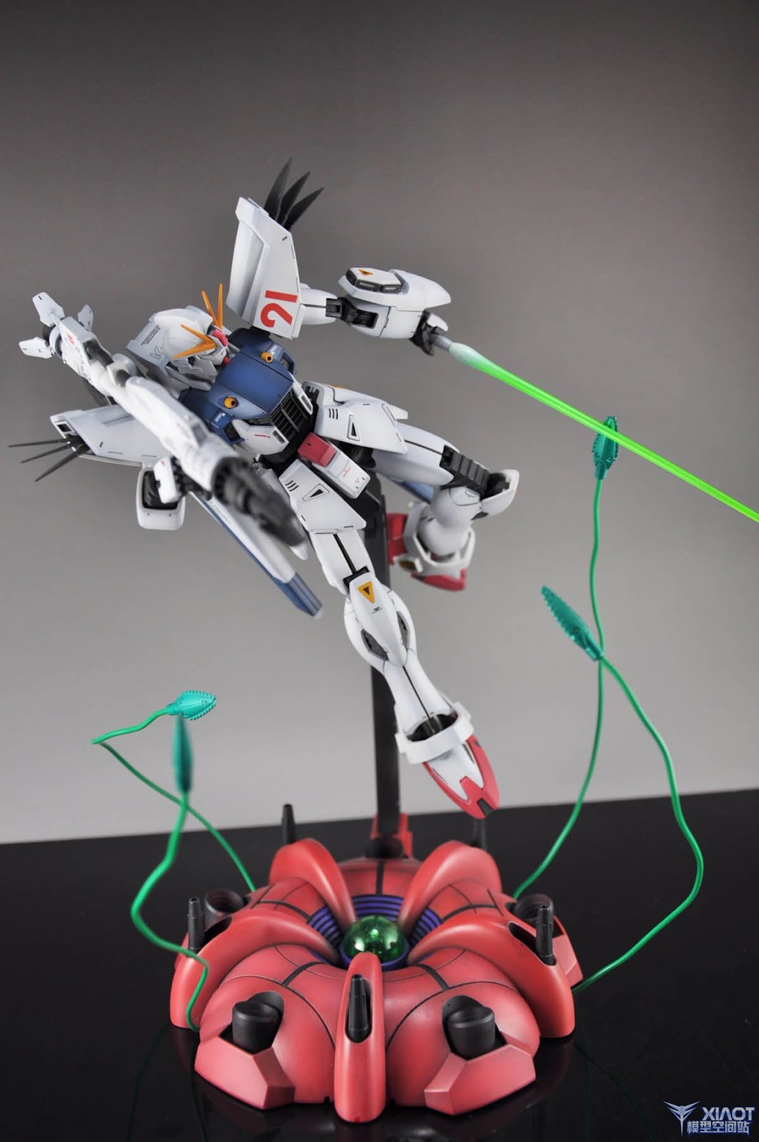 MG 1/100 Gundam F91 by Bandai