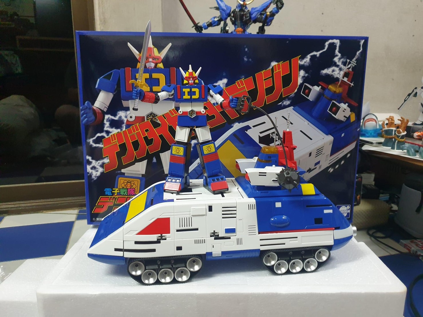 Denshi Sentai Denjiman - Denji Tiger & Daidenjin Complete Figure Set by Evolution Toy (Future Quest)