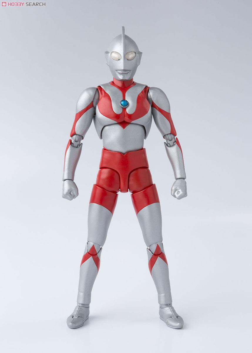 S.H.Figuartst Ultraman by Bandai