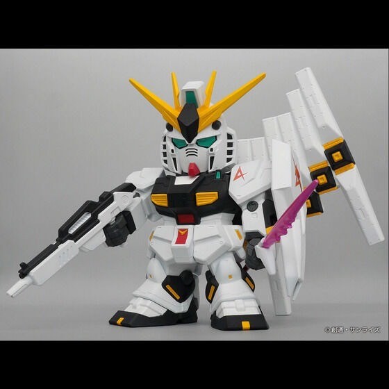 PRE-ORDER : Jumbo Soft Vinyl Figure SD RX-93 ν Gundam -SD Gundam-