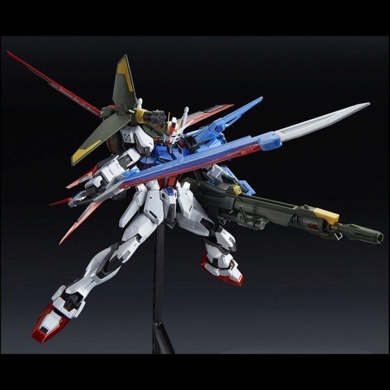PRE-ORDER : MG 1/100 PERFECT STRIKE GUNDAM SPECIAL COATING VER. PLASTIC MODEL