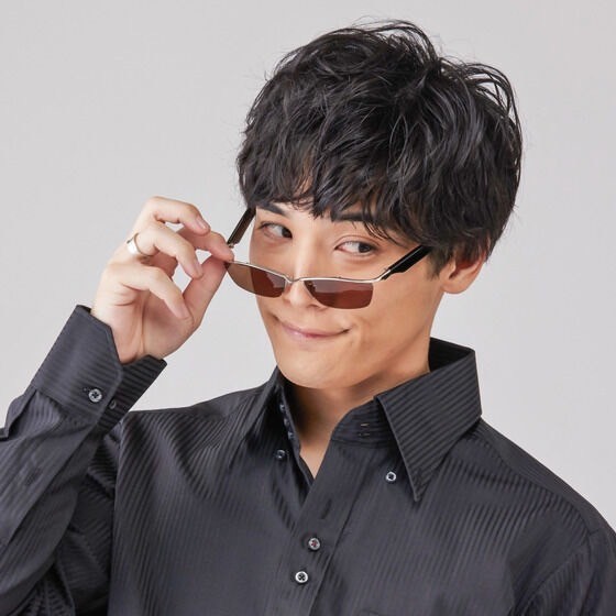 PRE-ORDER : Kamen Rider Gavv Kamen Rider Valen/Hanto Karakida Sunglasses