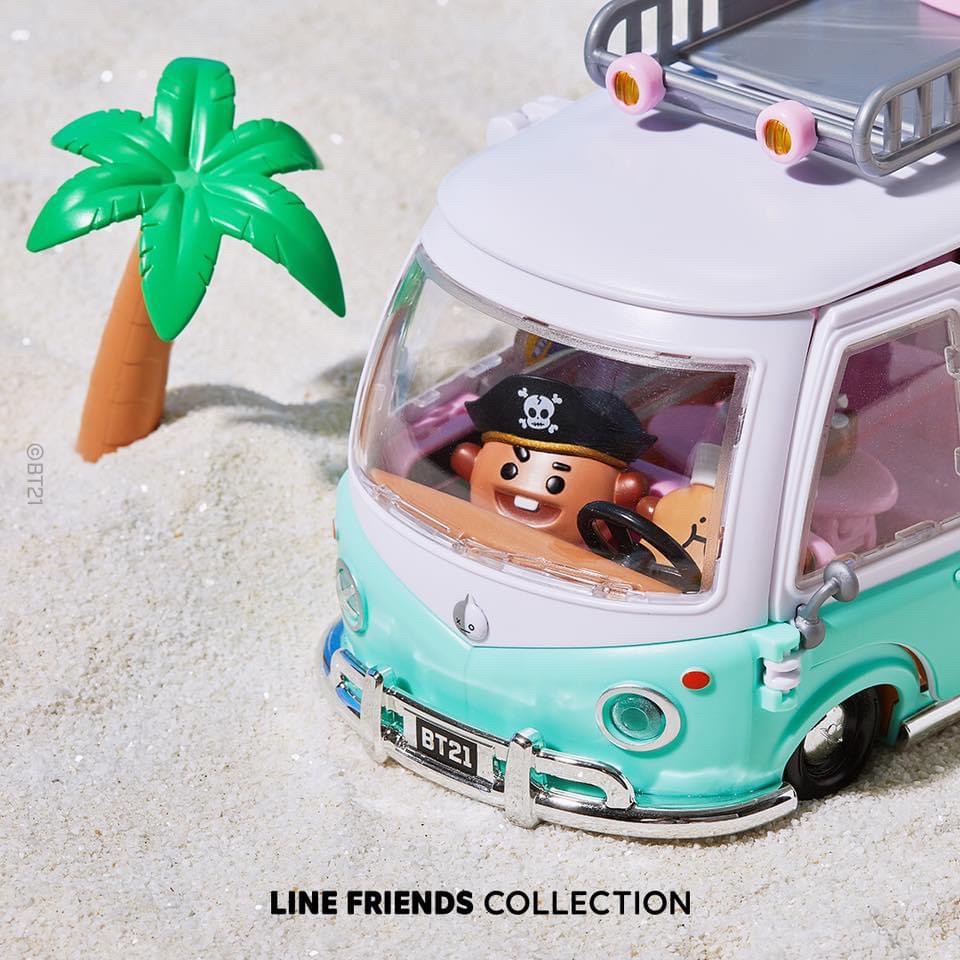 ฟิกเกอร์รถ BT21 Universtar Camping Car Play Set by Line Friends x Young Toys