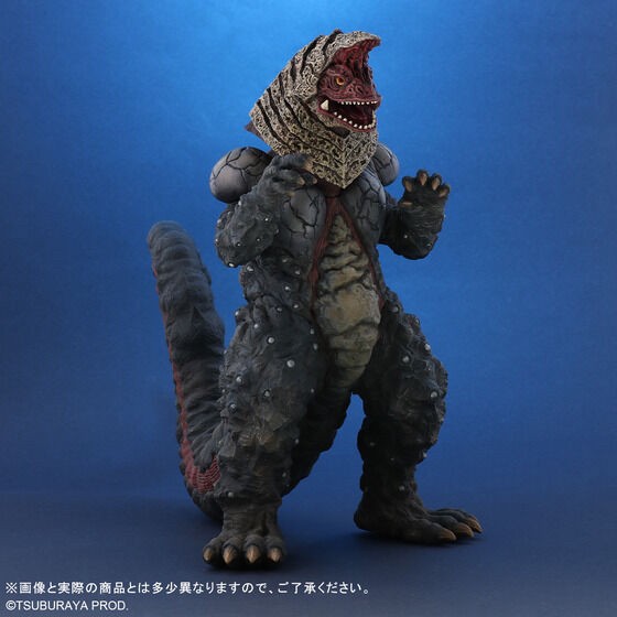 PRE-ORDER : Large Monsters Series ULTRA NEW GENERATION Golza