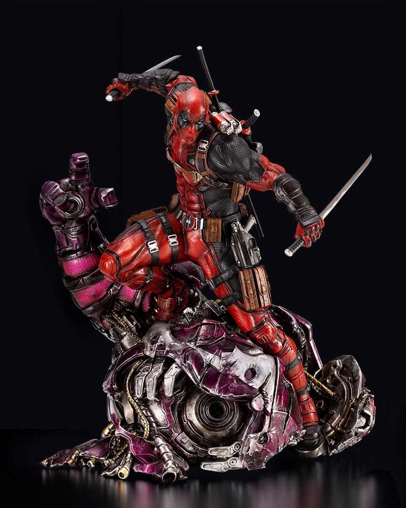 Pre-order : DEADPOOL FINE ART STATUE SIGNATURE SERIES -Featuring the Kucharek Brothers-