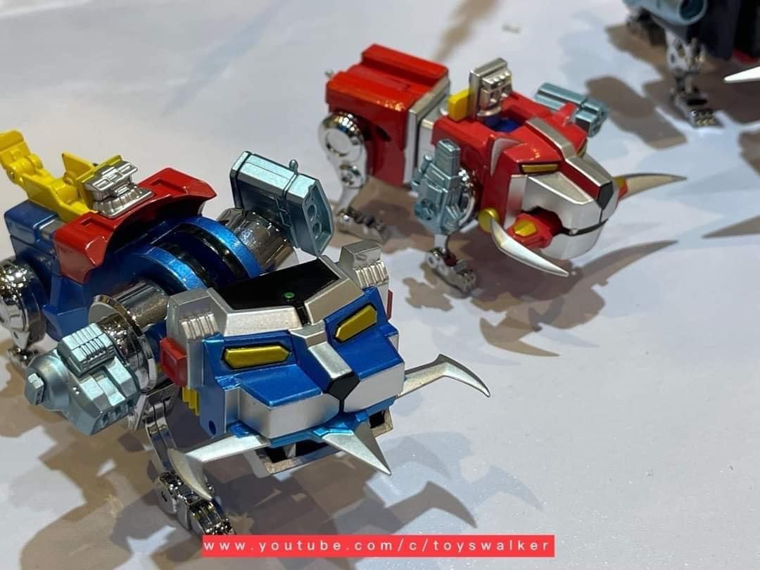 ES Gokin - Golion / Voltron Lion Force by Action Toys