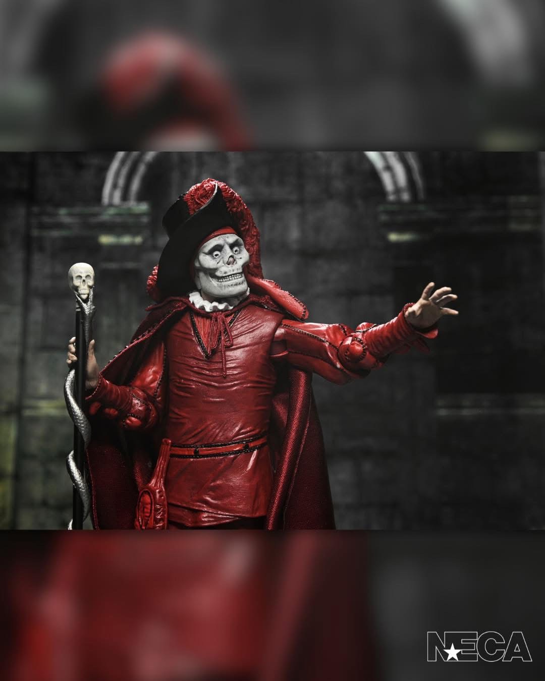 Pre-order : The Phantom of the Opera (1925) “Masque of the Red Death” 7” Scale Action Figure by NECA