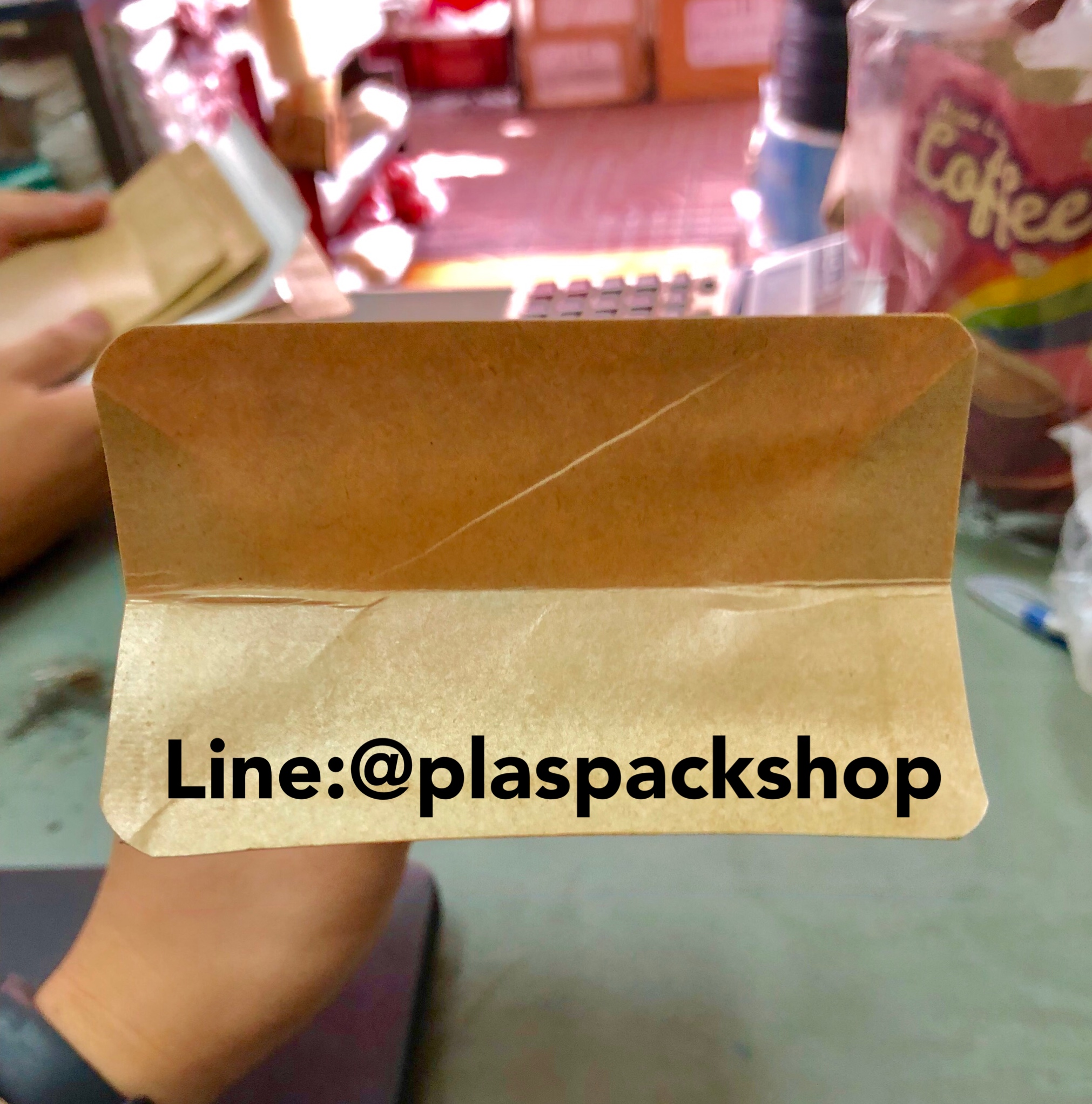 ถุงกระดาษคลาฟท์ มีซิป หน้าขุ่น ก้นเเบน 4"X8" 50ใบ