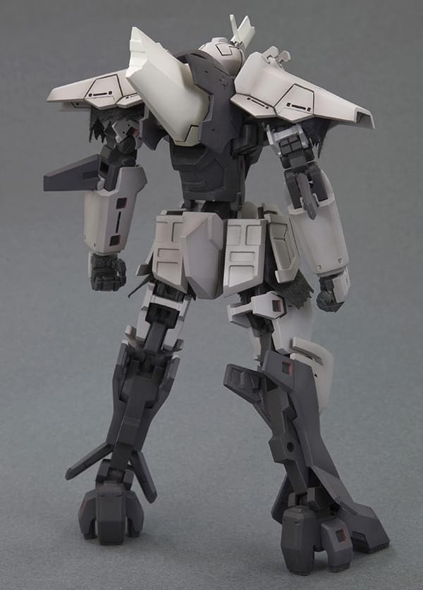 Pre-order : 1/60 Delphine Renewal ver. (Broken Blade) Plastic Model Kit by Kotobukiya (Reissue)
