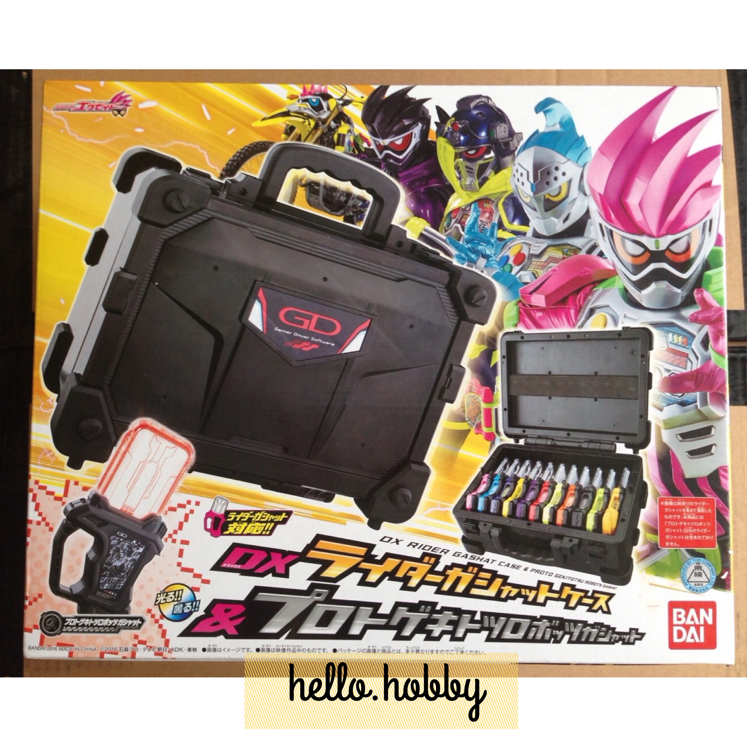 Masked Rider Ex-Aid - DX Rider Gashat Case & Proto Gekitotsu Robots Gashat by Bandai