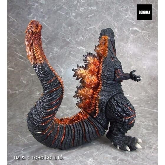 PRE-ORDER : G-Saurus Godzilla (2016)
