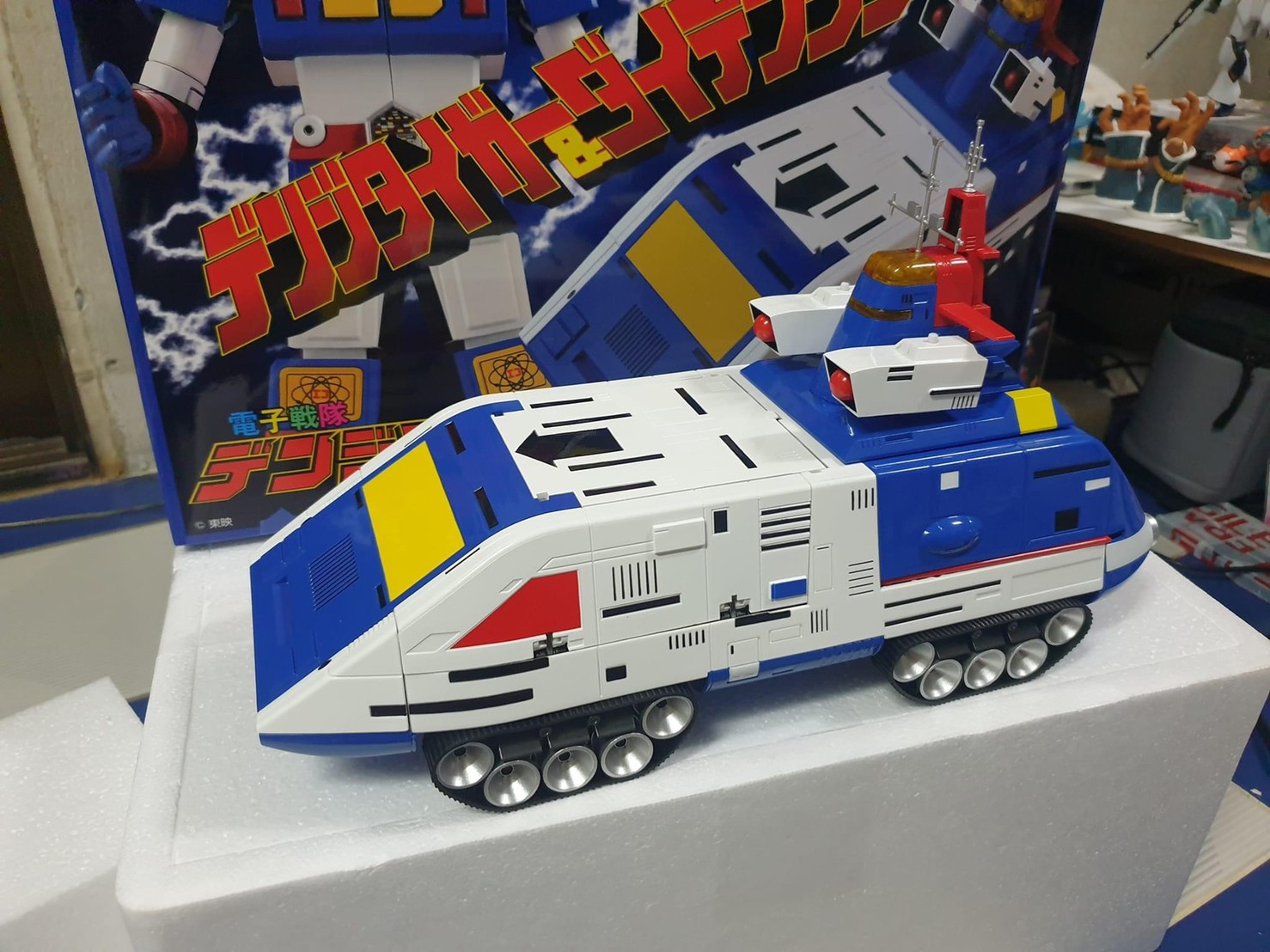 Denshi Sentai Denjiman - Denji Tiger & Daidenjin Complete Figure Set by Evolution Toy (Future Quest)