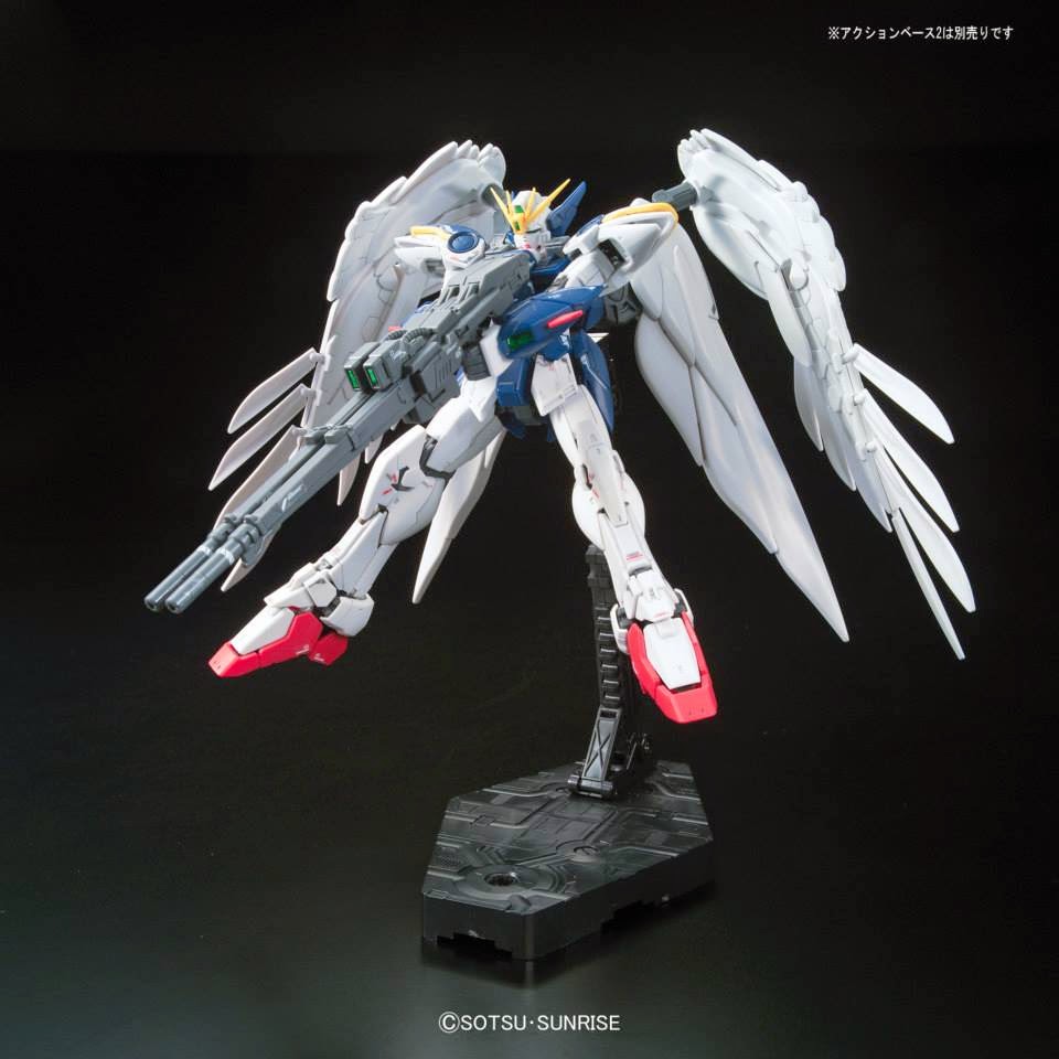 RG 1/144 Wing Gundam Zero EW by Bandai