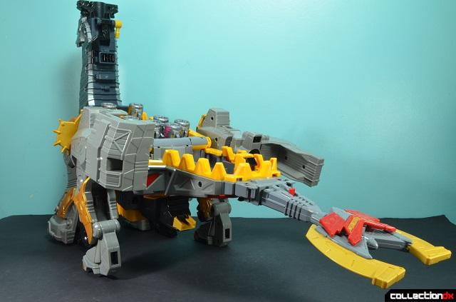 Zyuden Sentai Kyoryuger DX Gigant Buragi-oh by Bandai