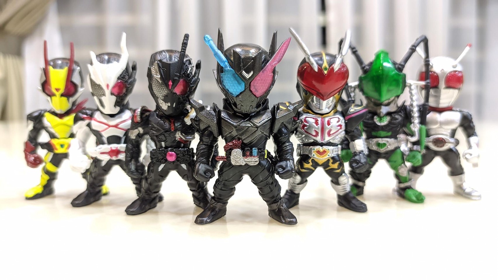 Converge Kamen Rider - 103 Kamen Rider Build Rabbit Tank Hazard Form