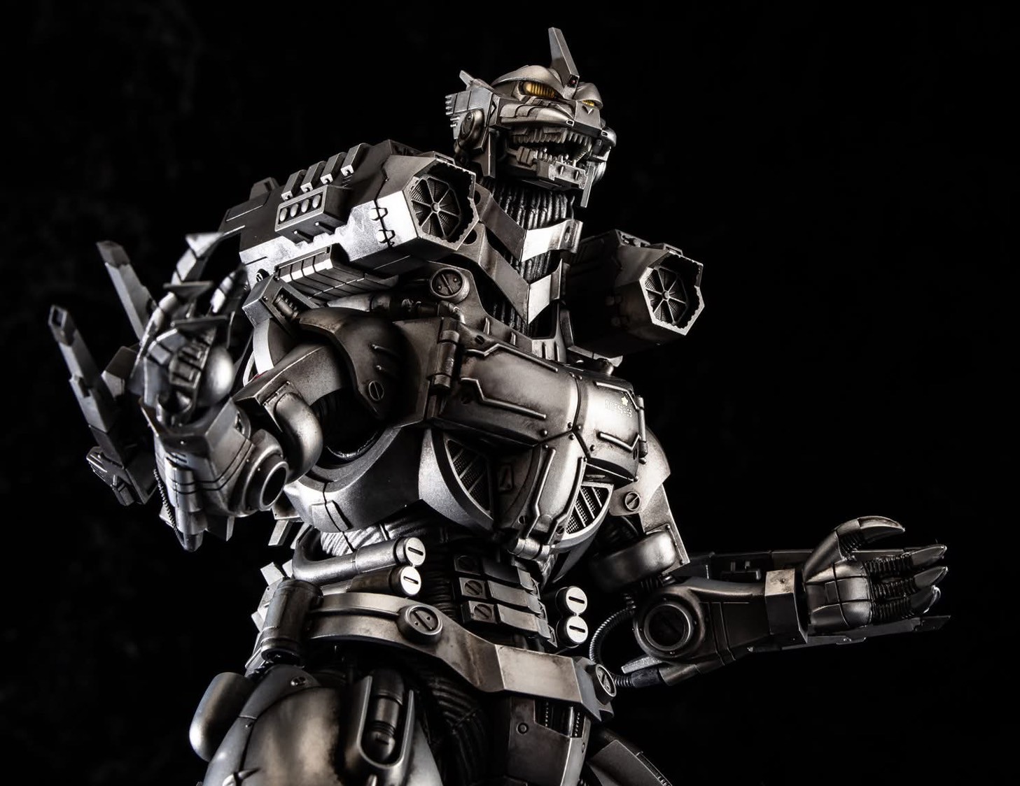 Pre-order : Godzilla: Tokyo S.O.S. MFS-3 Type 3 Kiryu Kai Plastic Model Kit by Aoshima (Reissue)