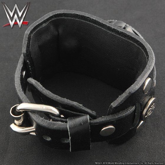 PRE-ORDER : WWE Red Monkey Wristwatch Silver 925 nWo Model