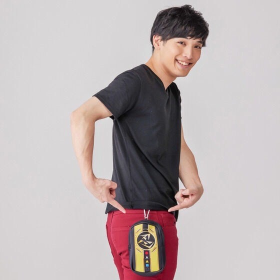 PRE-ORDER : Ninja Sentai Kakuranger Doron Changer Style Pouch with Carabiner